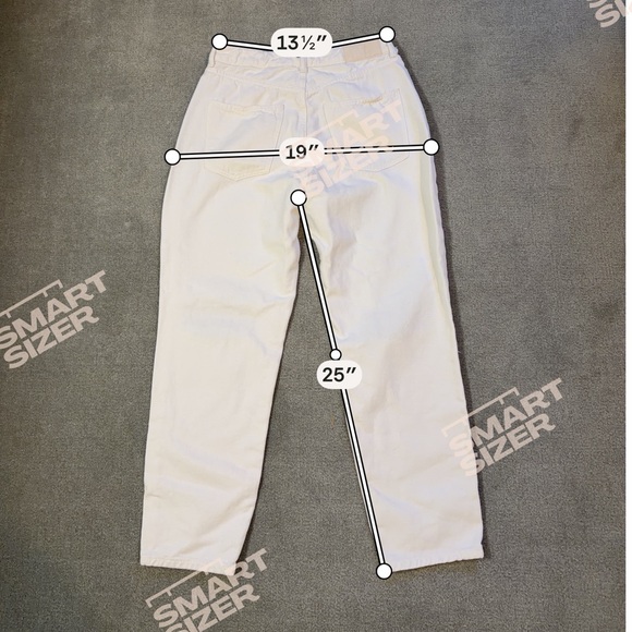 Zara Curvy Fit White Distressed Jeans Size 6 High Rise, Short Inseam - Picture 6 of 6